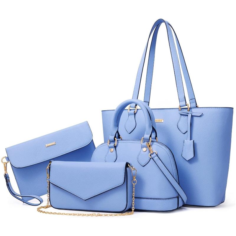 Pack de bolsos color azul, con bolso cruzado con cadena